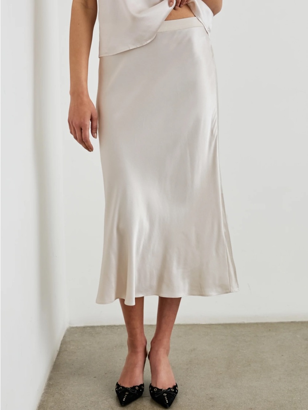 NWT Rails Berlin Ivory Satin Bias Cut Midi Skirt • Size Large